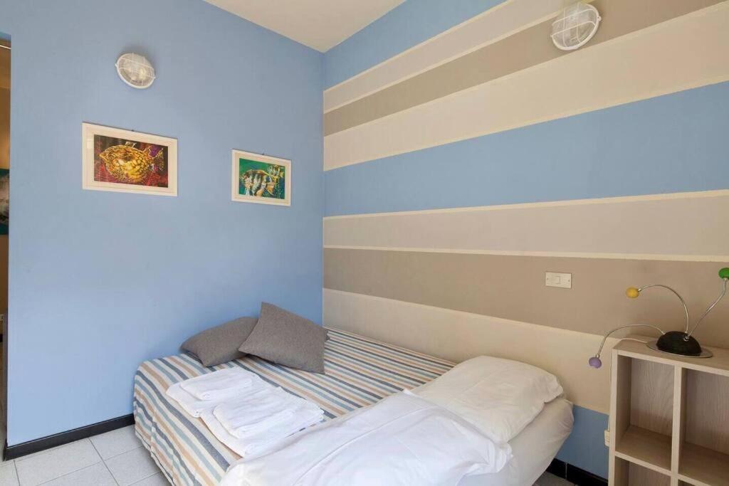 Casa Nonna Apartment Riomaggiore Bagian luar foto